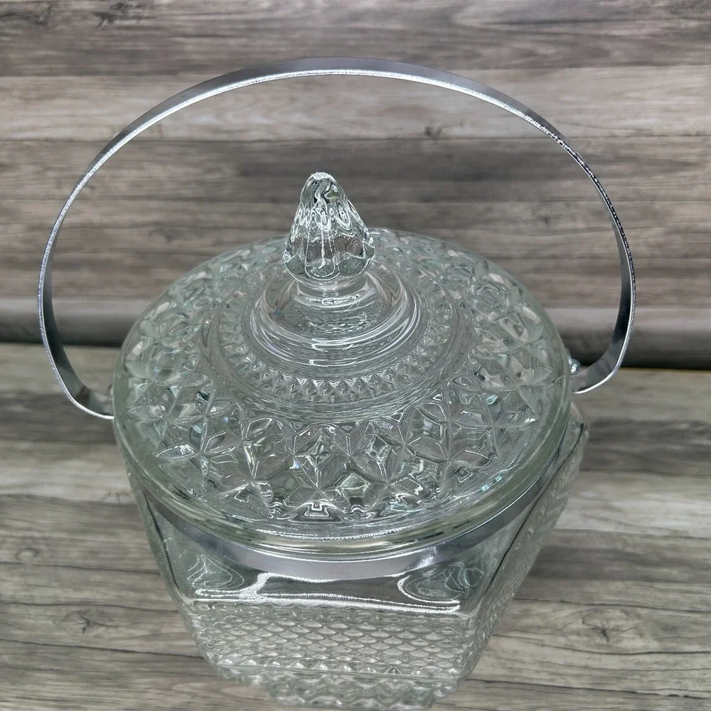 Vintage Wexford Pattern Ice Bucket Chrome Trim‎ Anchor Hocking